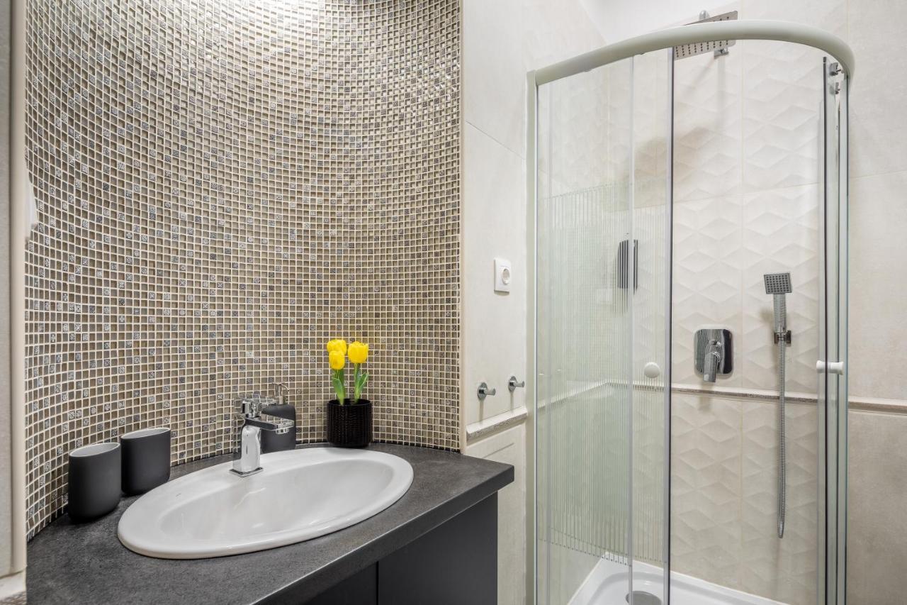 Stunning Apartment In The Hearth Of บูดาเปสต์ ภายนอก รูปภาพ